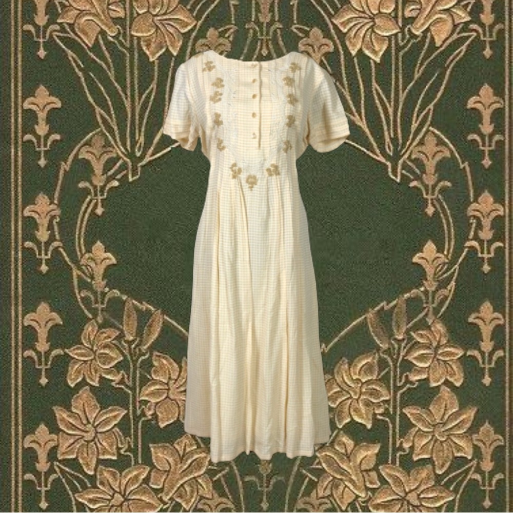 Vintage Embroidered Cottagecore Dress